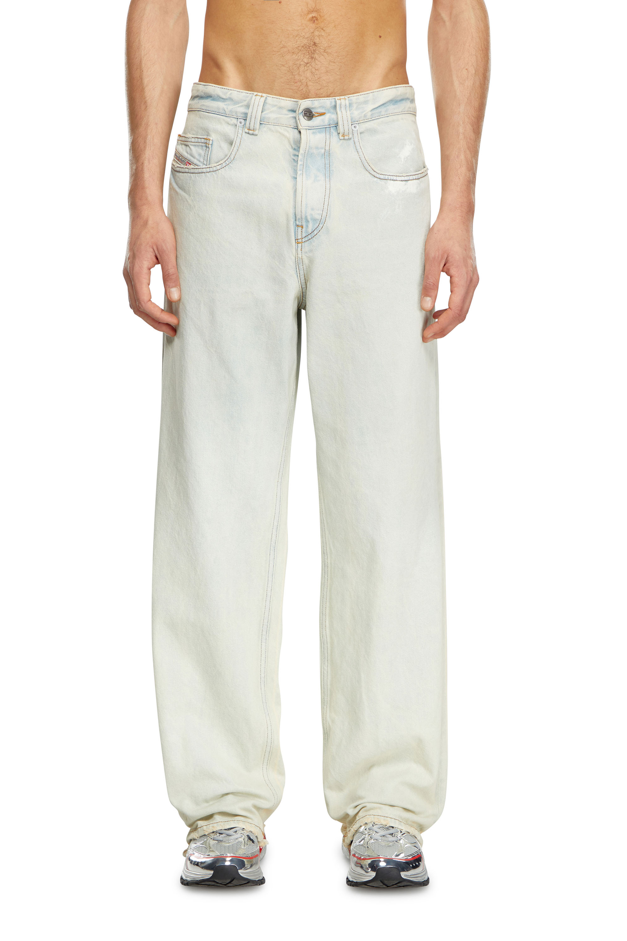 Diesel - Relaxed Jeans - 2001 D-Macro - Jeans - Man - Blue