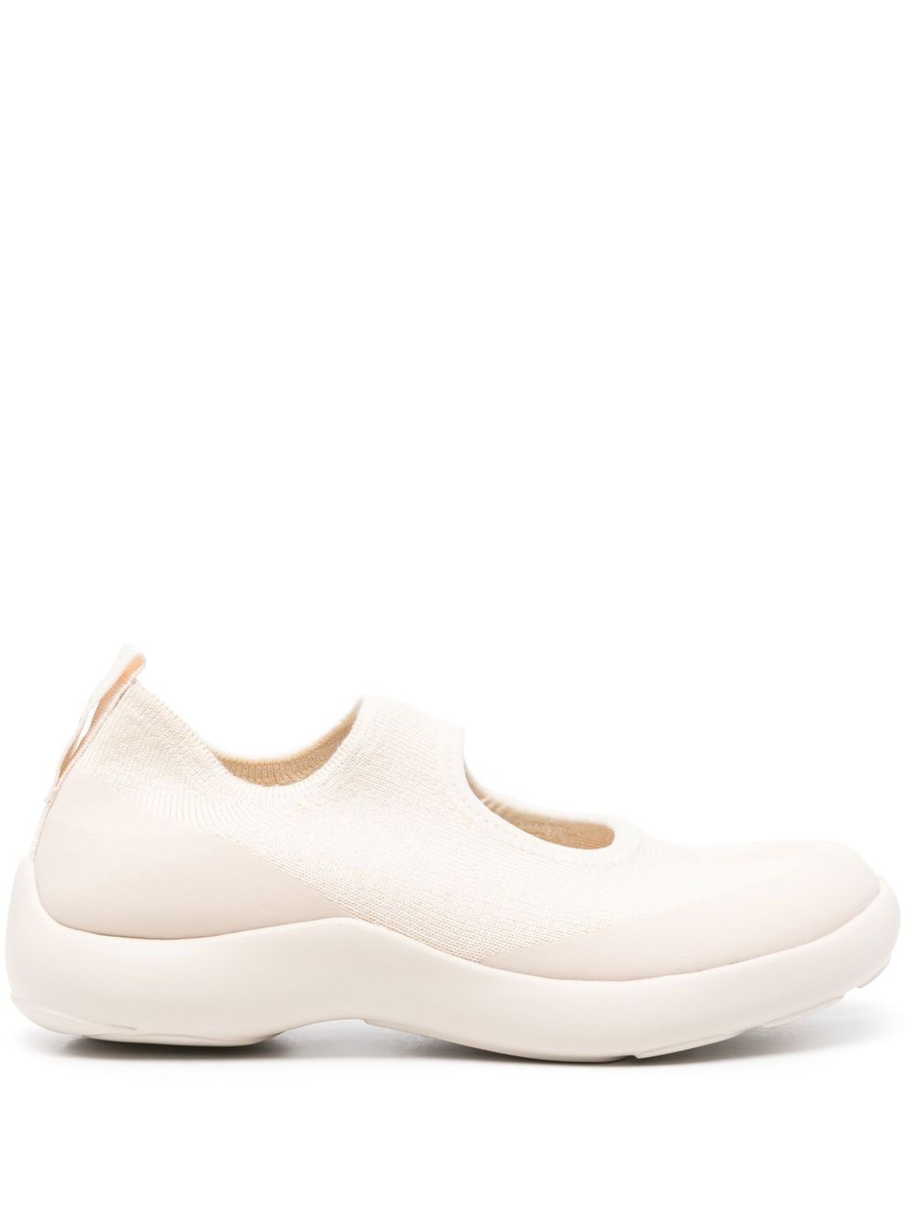 Tabi Footwear 不对称鞋头运动鞋 - 中性色