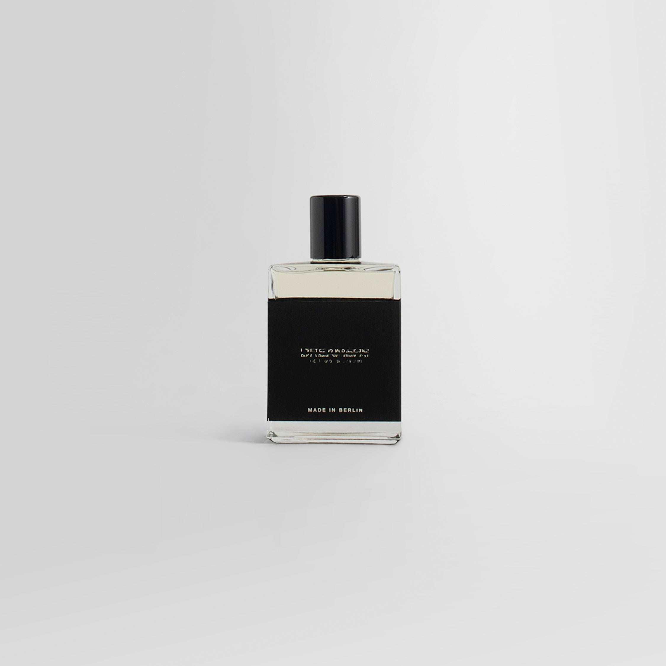 MOTH AND RABBIT UNISEX COLORLESS PERFUMES