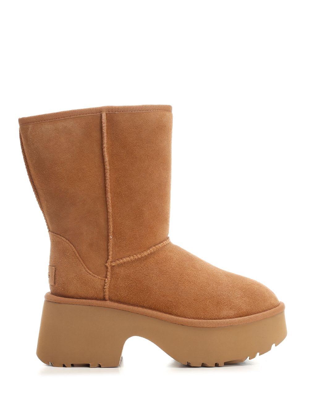 UGG classic Short New Heights Boots