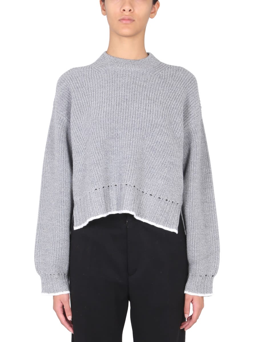 Proenza Schouler白色品牌羊毛衫。