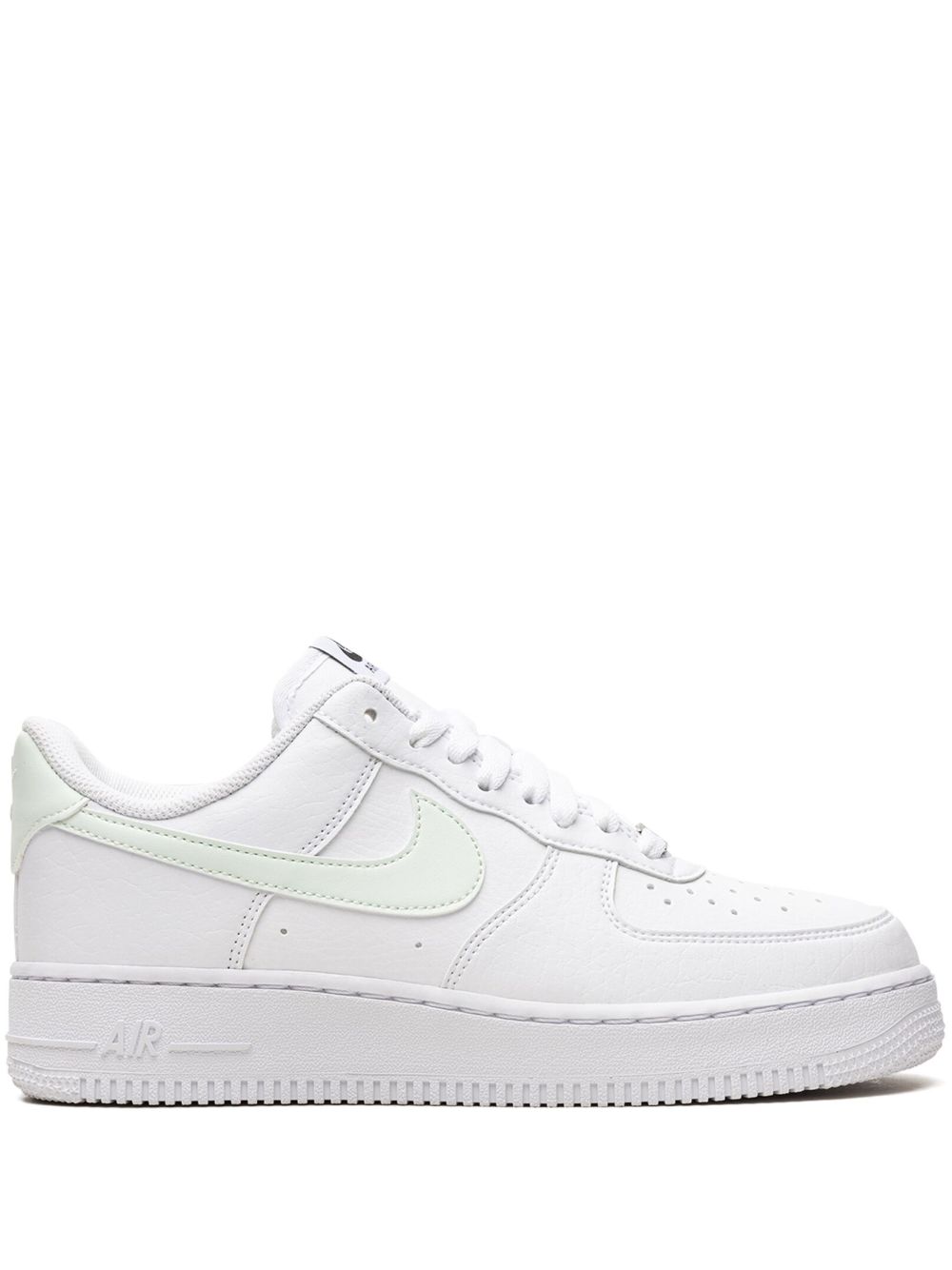 Nike Air Force 1 '07 Next Nature Barely Green 运动鞋 - 白色