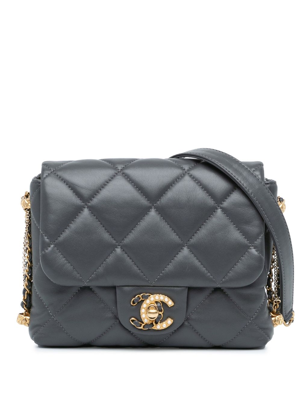CHANEL Pre-Owned Crush on Chains Flap 迷你绗缝小羊皮斜挎包（2021-2023年典藏款） - 灰色
