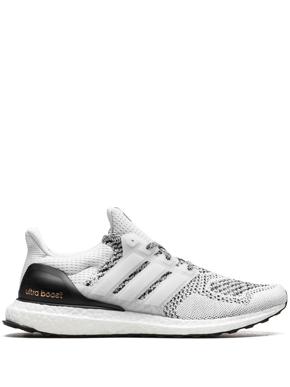 adidas Ultraboost. 1.0 DNA 运动鞋 - 白色