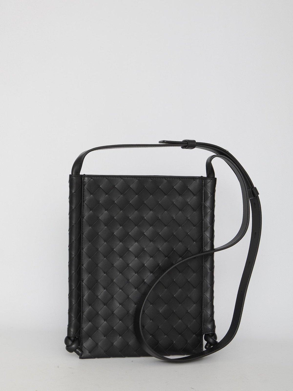Bottega Veneta 扁平环带斜挎包