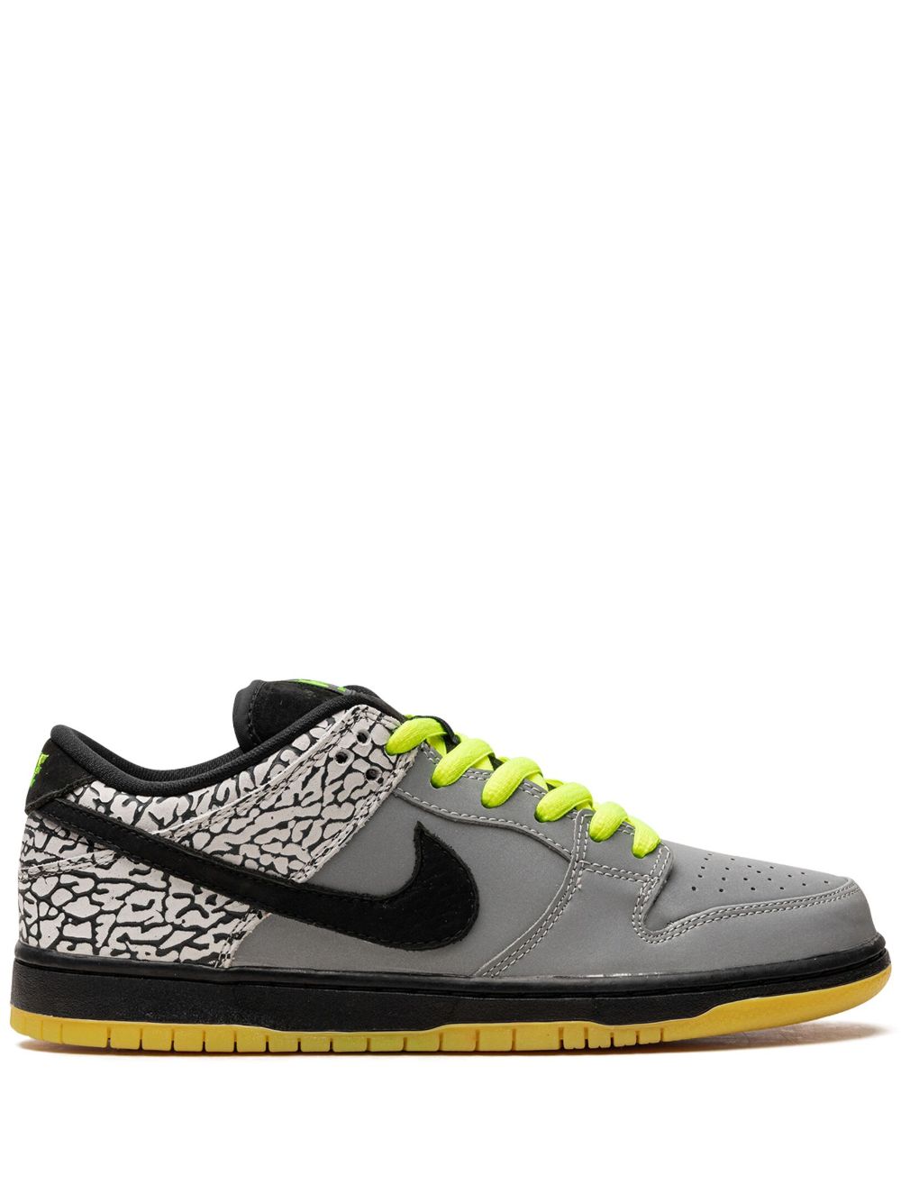 Nike NSB Dunk Low Premium QS 运动鞋 - 灰色