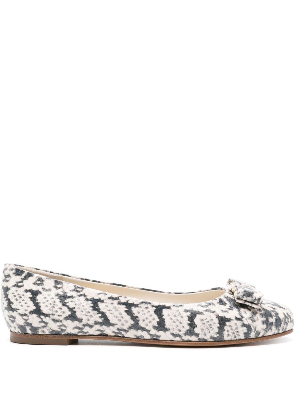 Ferragamo Vara 蝴蝶结细节芭蕾平底鞋 - 中性色