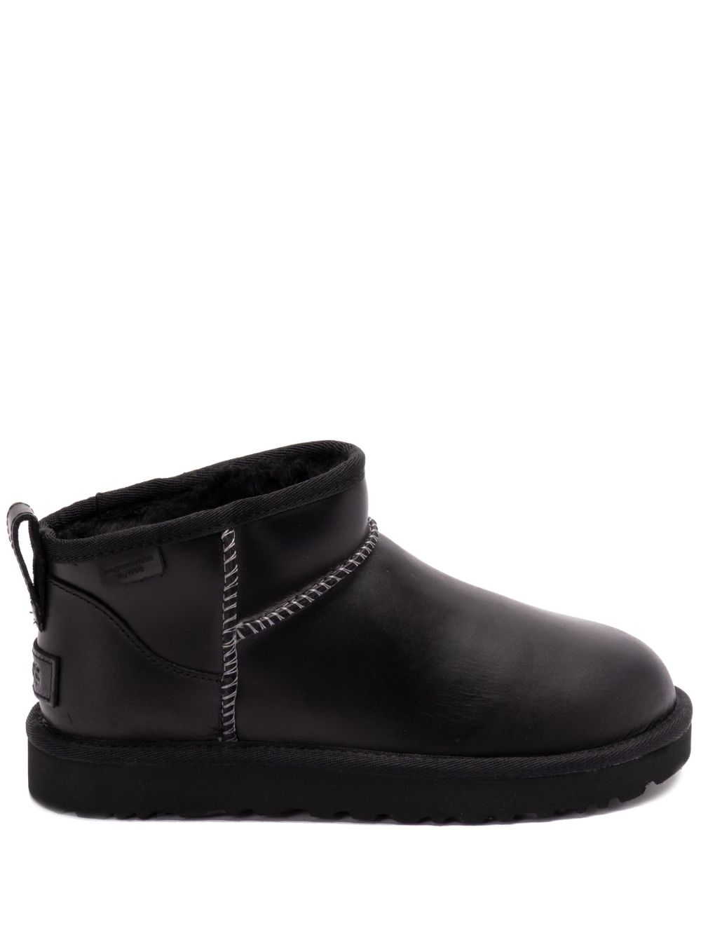 UGG Classic Ultra 靴子 - 黑色