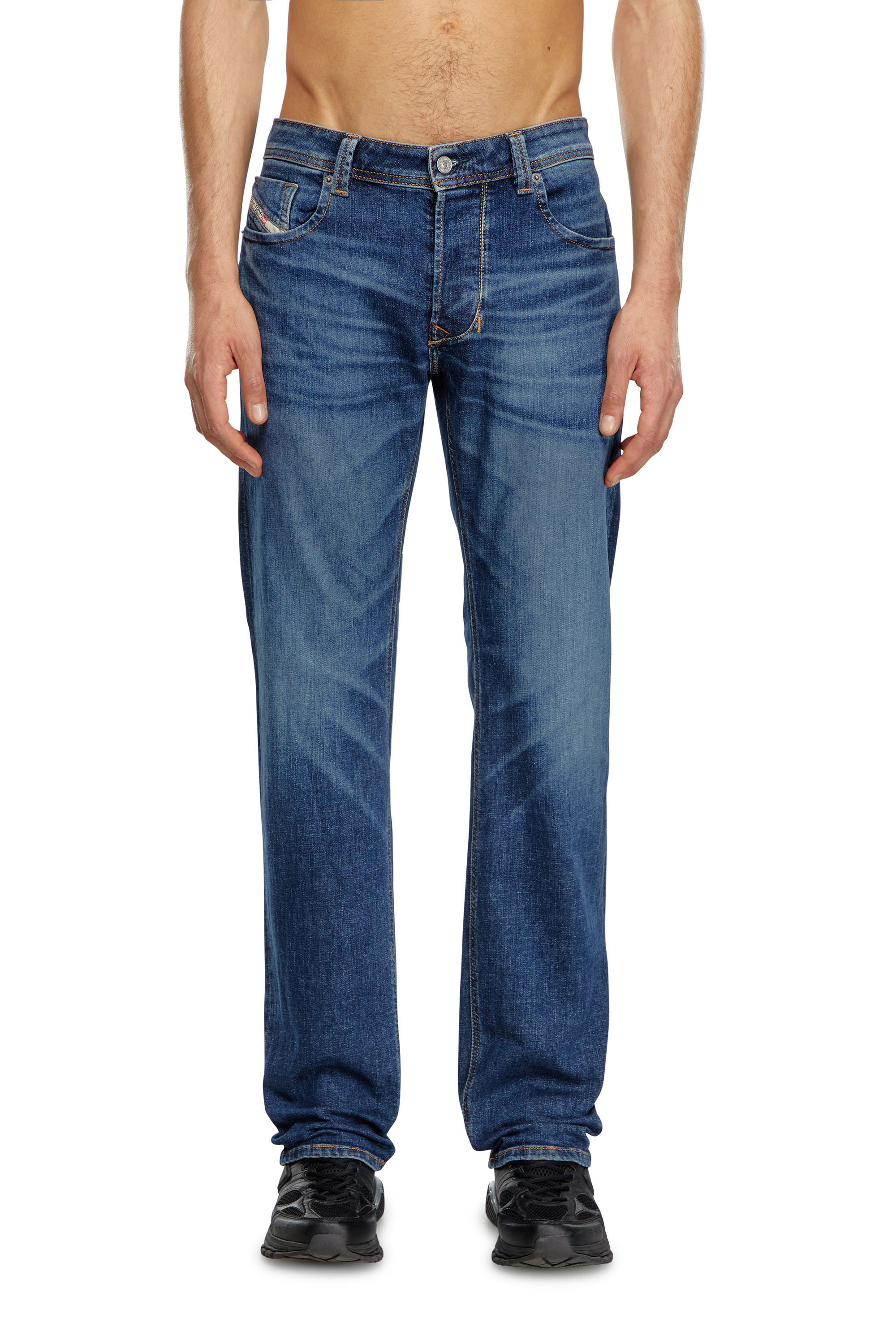 Diesel - Regular Jeans - 1985 Larkee - Jeans - Man - Blue