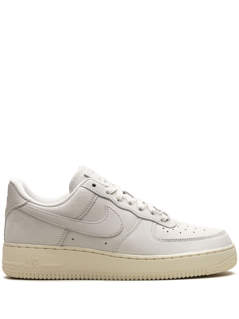 Nike Air Force 1 Low 皮质运动鞋 - 白色