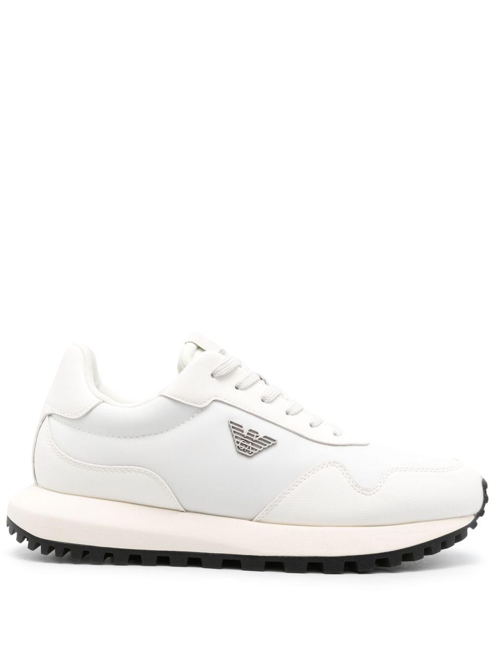 Emporio Armani logo标牌小牛皮运动鞋 - 白色