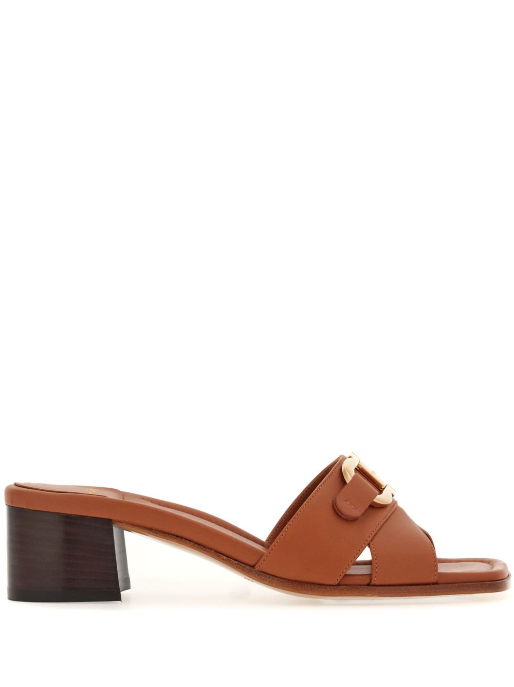 Ferragamo Gancini 扣环皮质低跟凉鞋 - 褐色