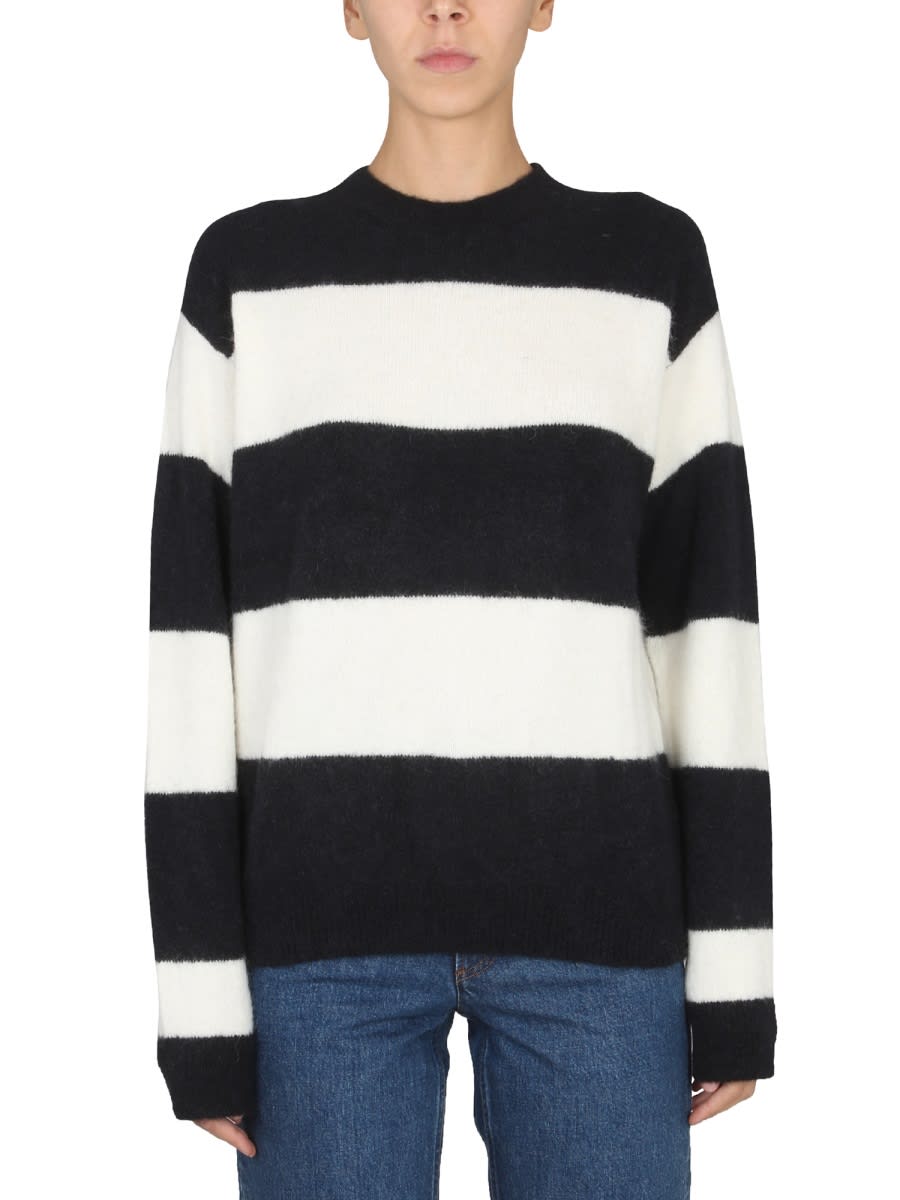 A. P.C.羊驼毛毛衣