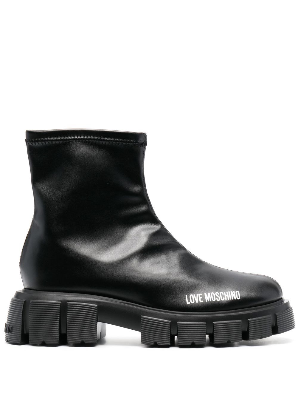 Love Moschino logo印花铆钉鞋底中跟短靴 - 黑色