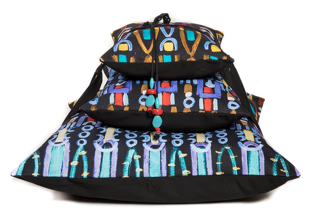 Le Botteghe su Gologone Pyramid Cushions 80x80 + 50x50 + 40x40 X H 60 Cm
