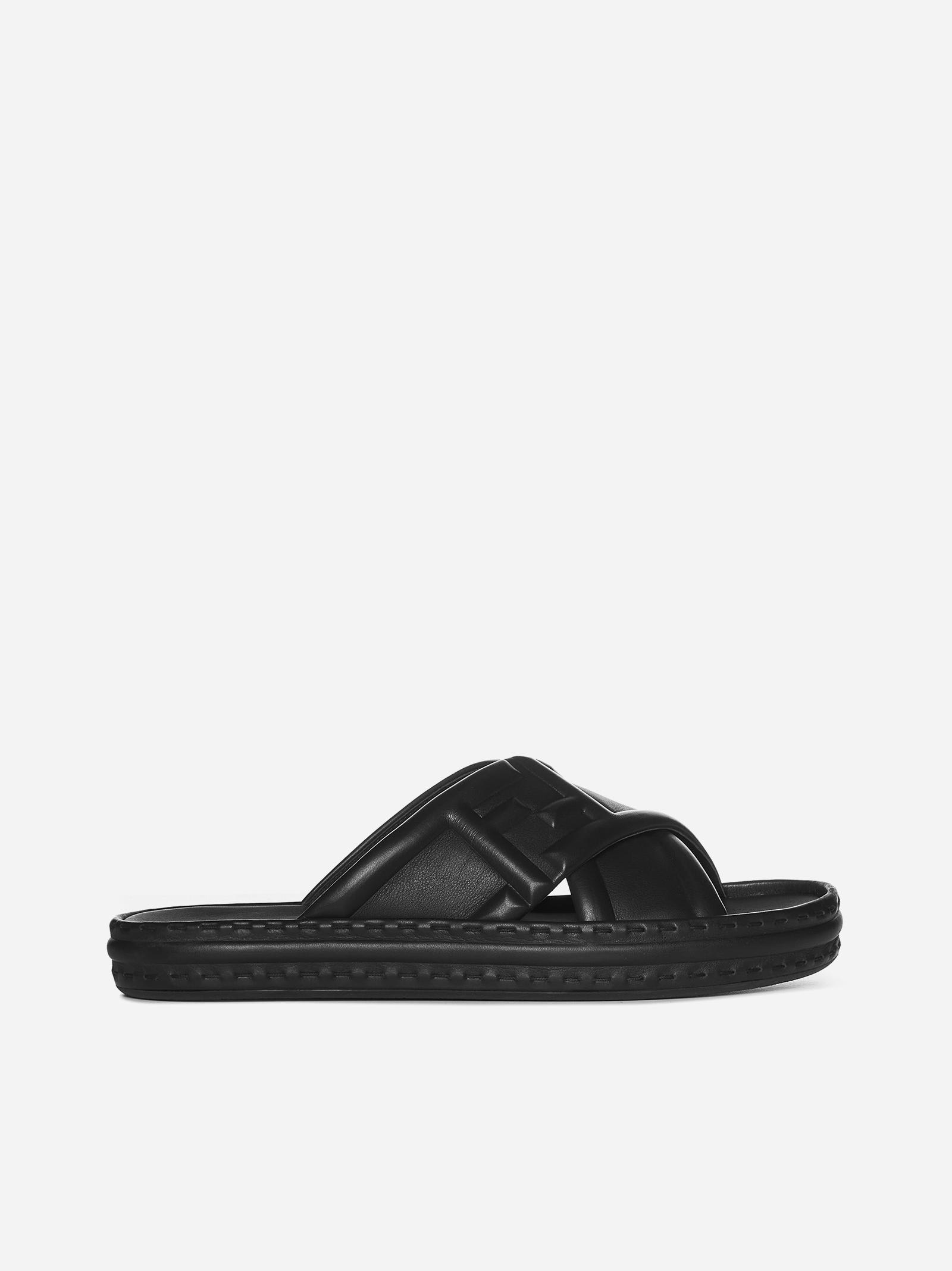 Fendi Ff纳帕皮凉鞋