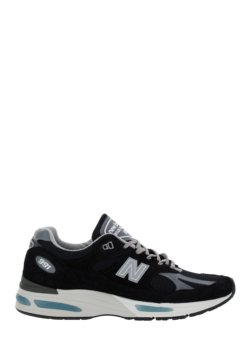New Balance Black Low Top Sneakers With Logo Detail In Suede And Tech Fabric Man