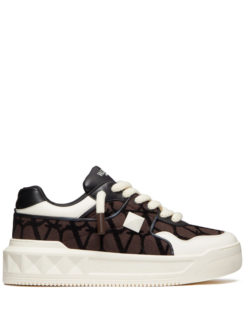 Valentino Garavani One Stud XL 皮质运动鞋 - 褐色