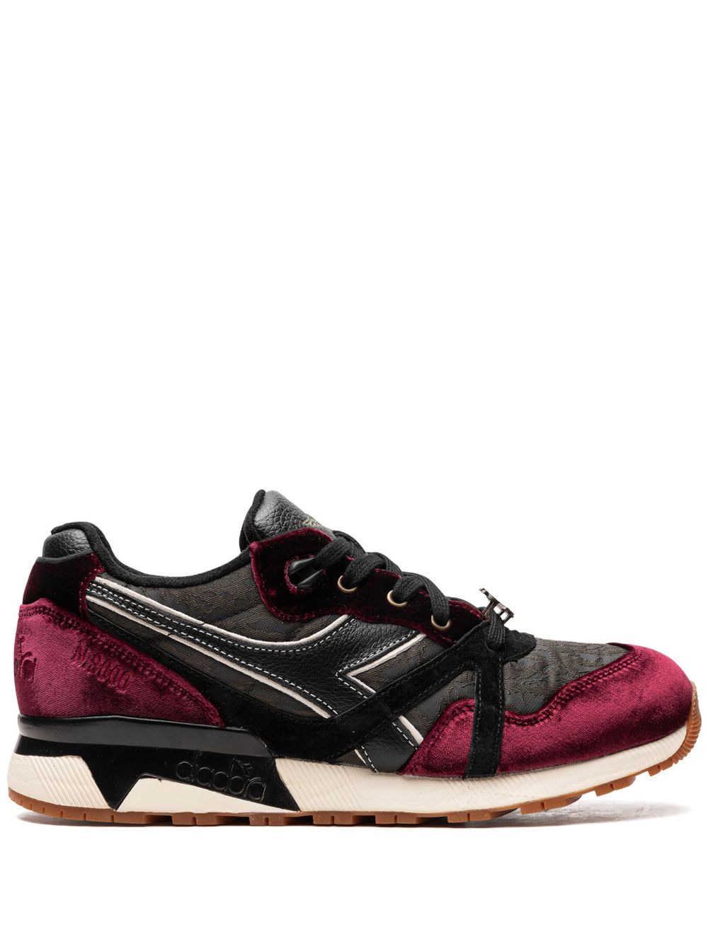 Diadora "x 24 Kilates x Sabotage N9000 ""In Vino Veritas"" 运动鞋" - 黑色