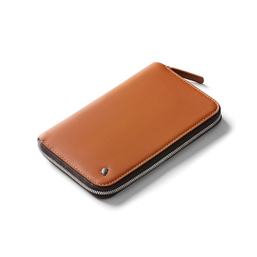 Bellroy Travel Folio Zip Leather Passport Holder for Travel Caramel
