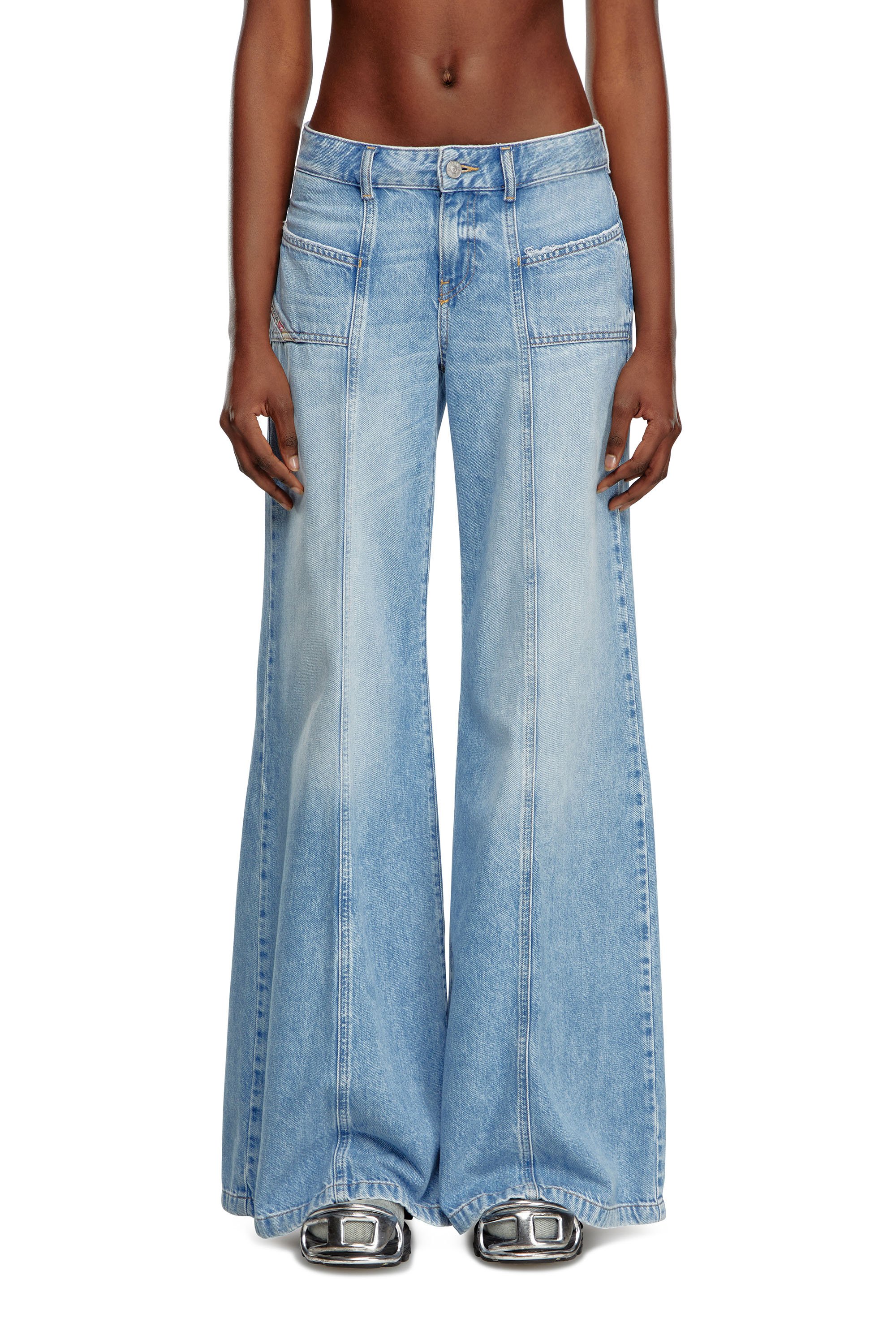 Diesel - Flare Jeans - D-Akii - Jeans - Woman - Blue