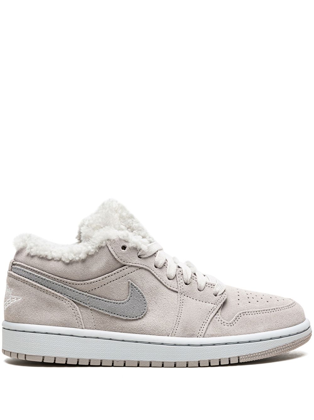 Jordan Air Jordan 1 Low SE Sherpa Fleece 运动鞋 - 灰色