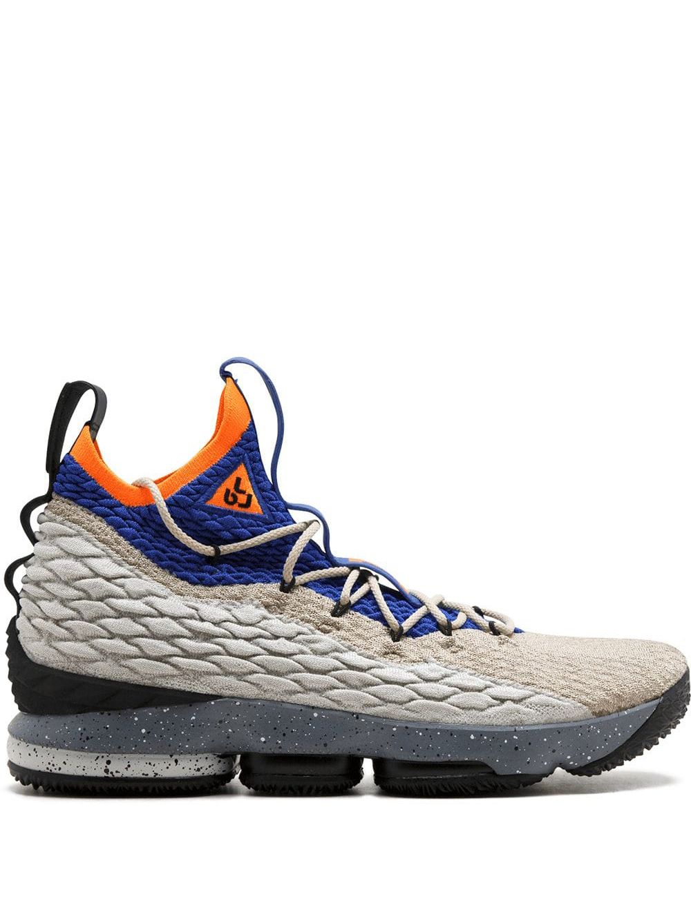Nike Lebron XV KSA运动鞋 - 灰色