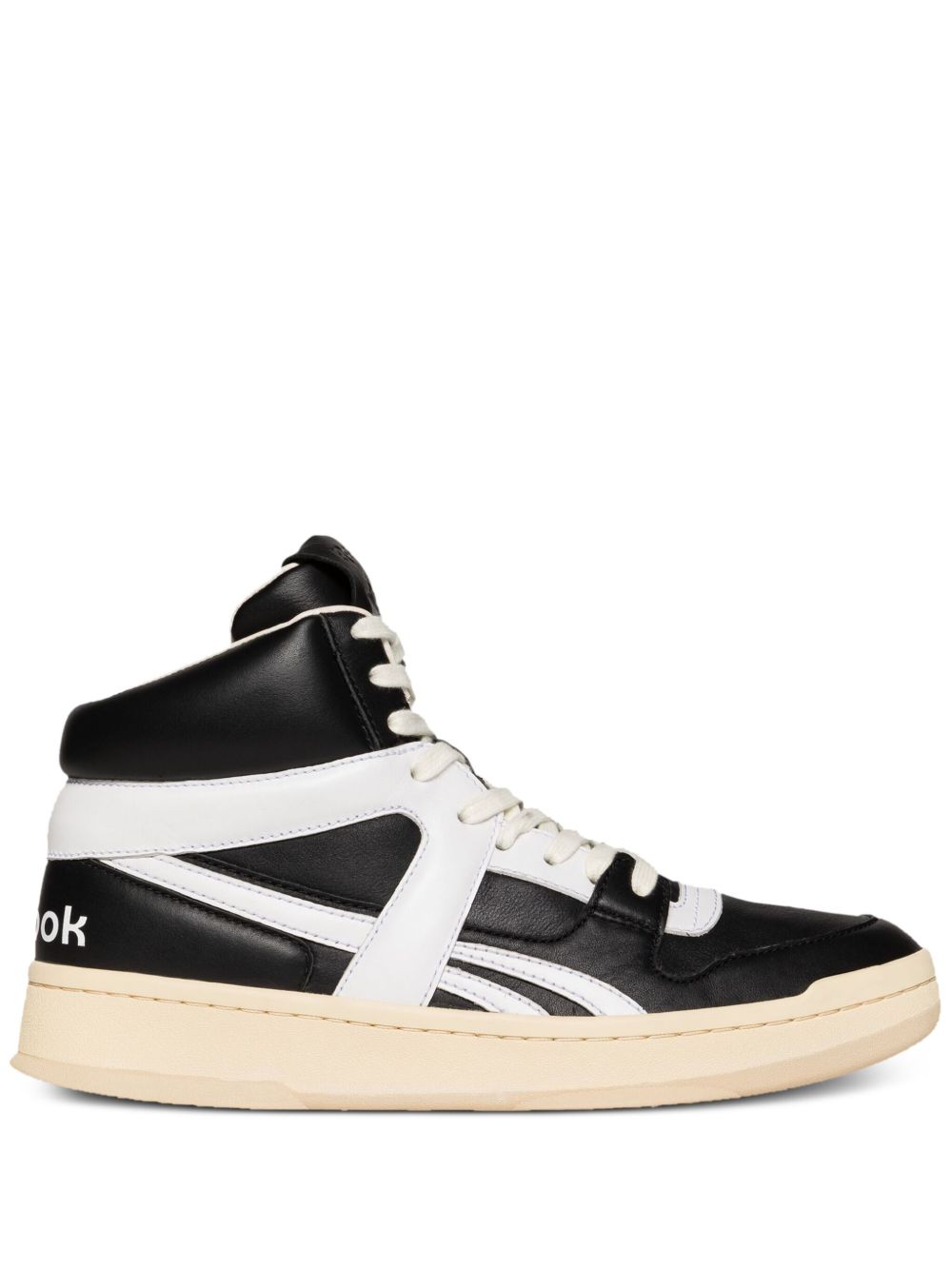 Reebok LTD 标贴皮质运动鞋 - 黑色
