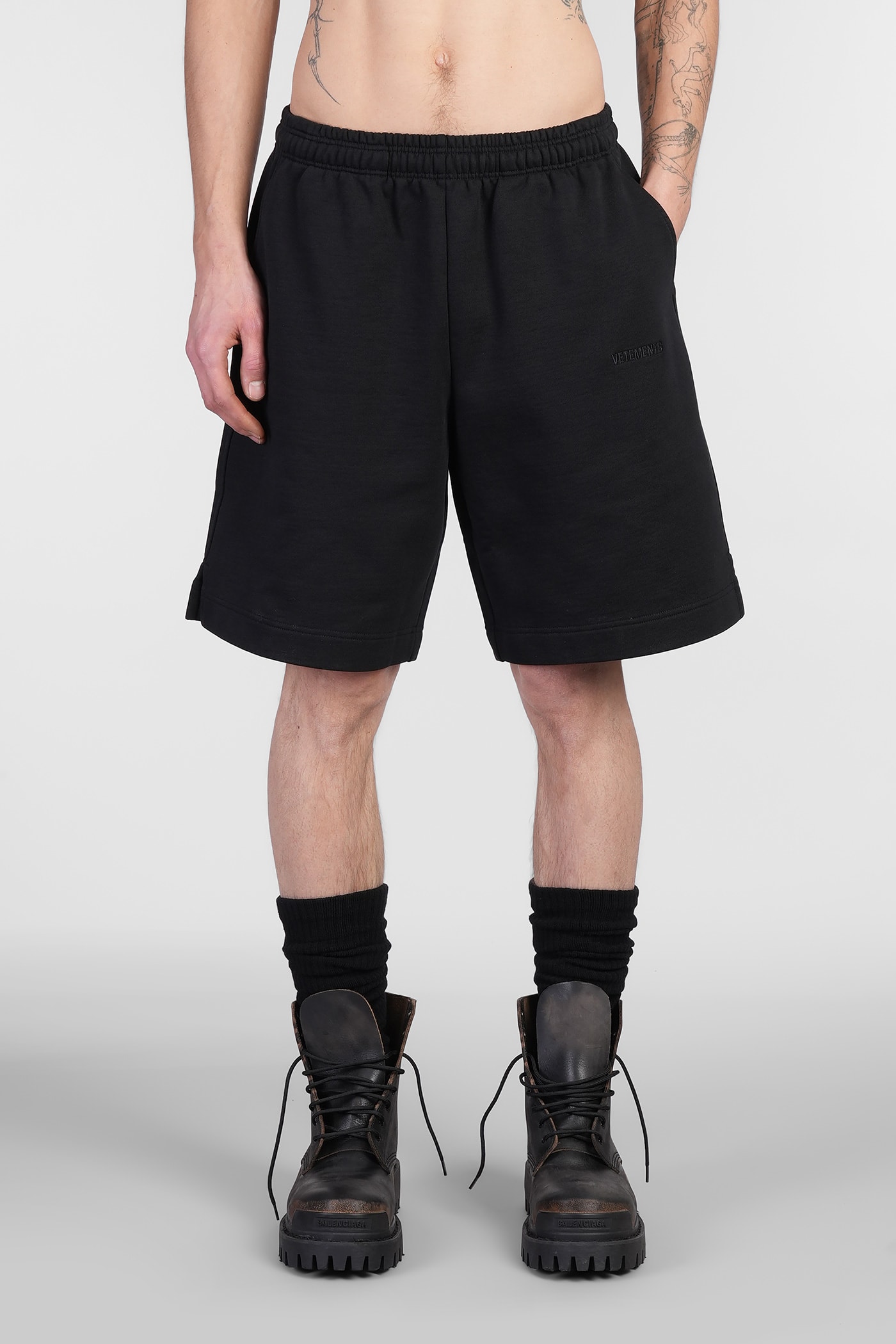 VETEMENTS 黑色棉质短裤