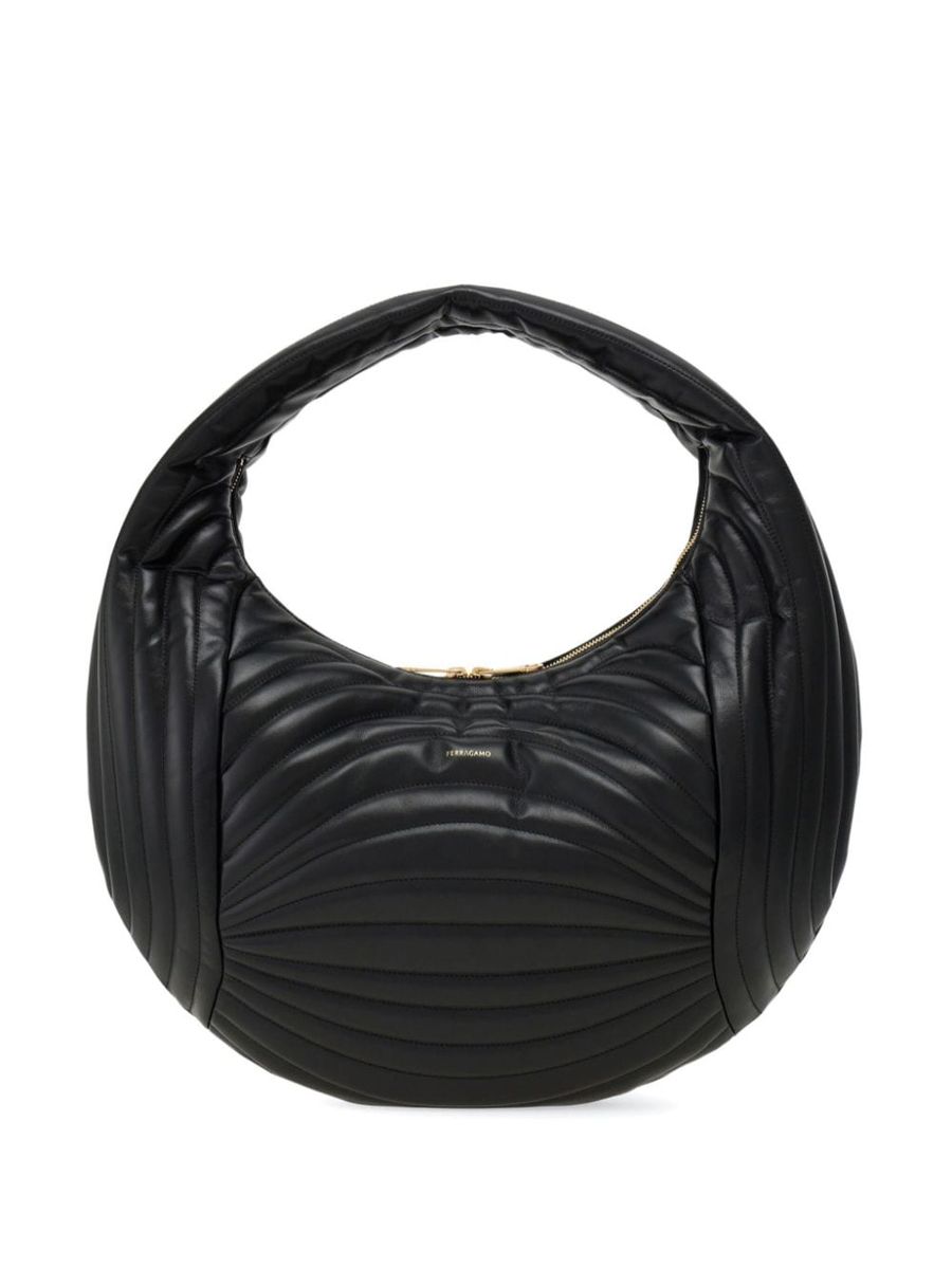 Salvatore Ferragamo 包