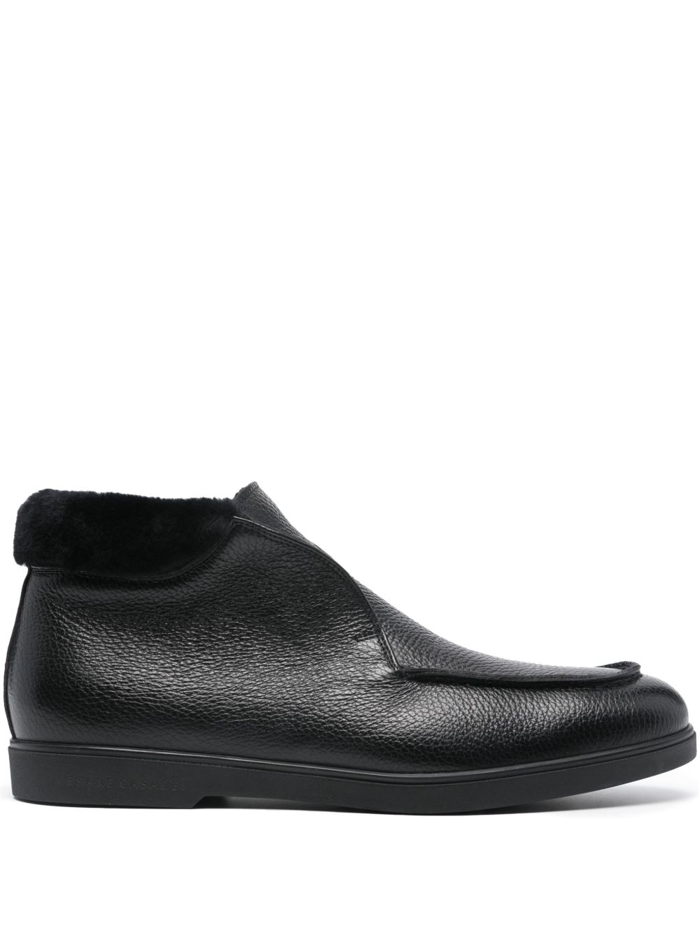Casadei Cervo 皮质短靴 - 黑色
