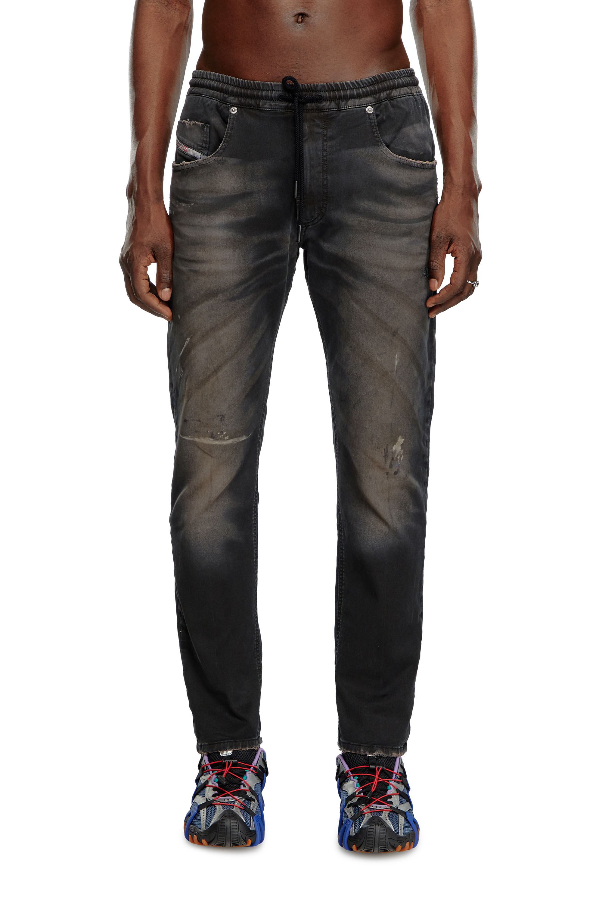 Diesel - Regular 2030 D-Krooley Joggjeans - Jeans - Man - Black