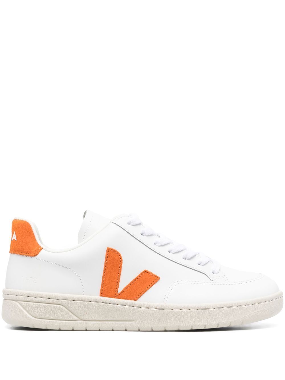 VEJA 标贴系带运动鞋 - 白色