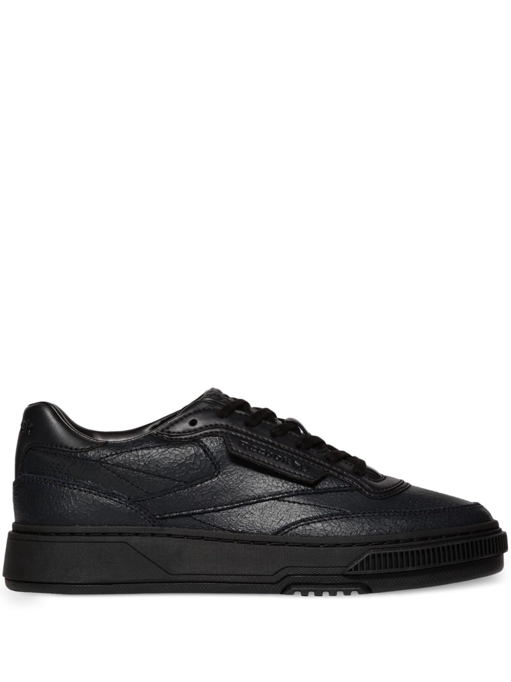 Reebok LTD Club C 标贴运动鞋 - 黑色