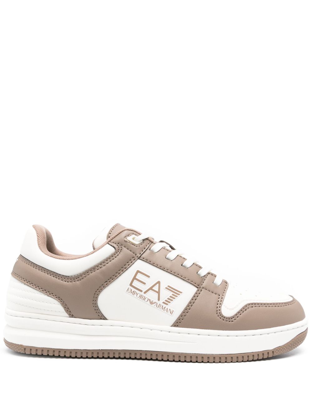 Ea7 Emporio Armani logo压纹运动鞋 - 褐色