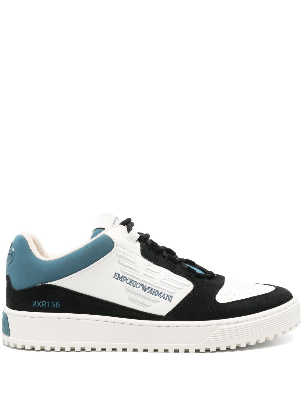Emporio Armani logo刺绣板鞋 - 白色