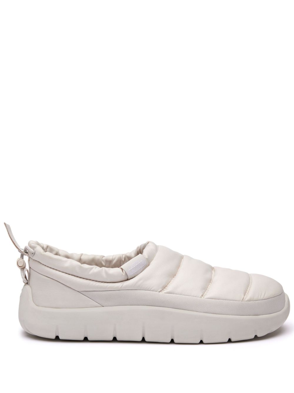 Lacoste Serve 填充拖鞋 - 中性色