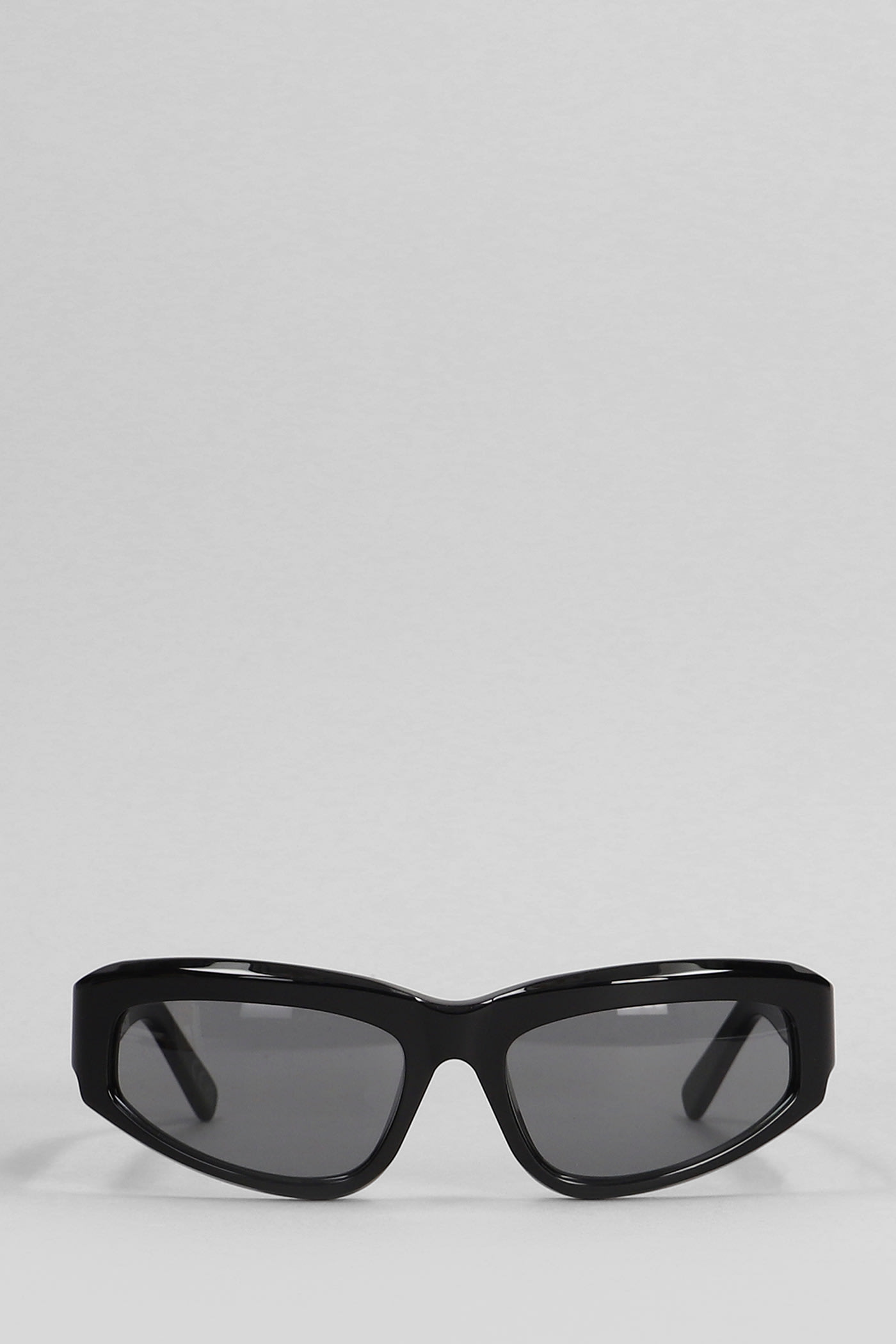 RETROSUPERFUTURE Sunglasses In Black Acetate