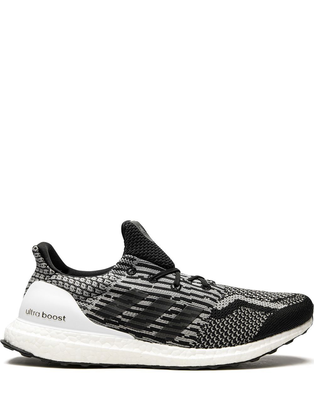 adidas Ultraboost 5 Uncaged DNA 运动鞋 - 黑色
