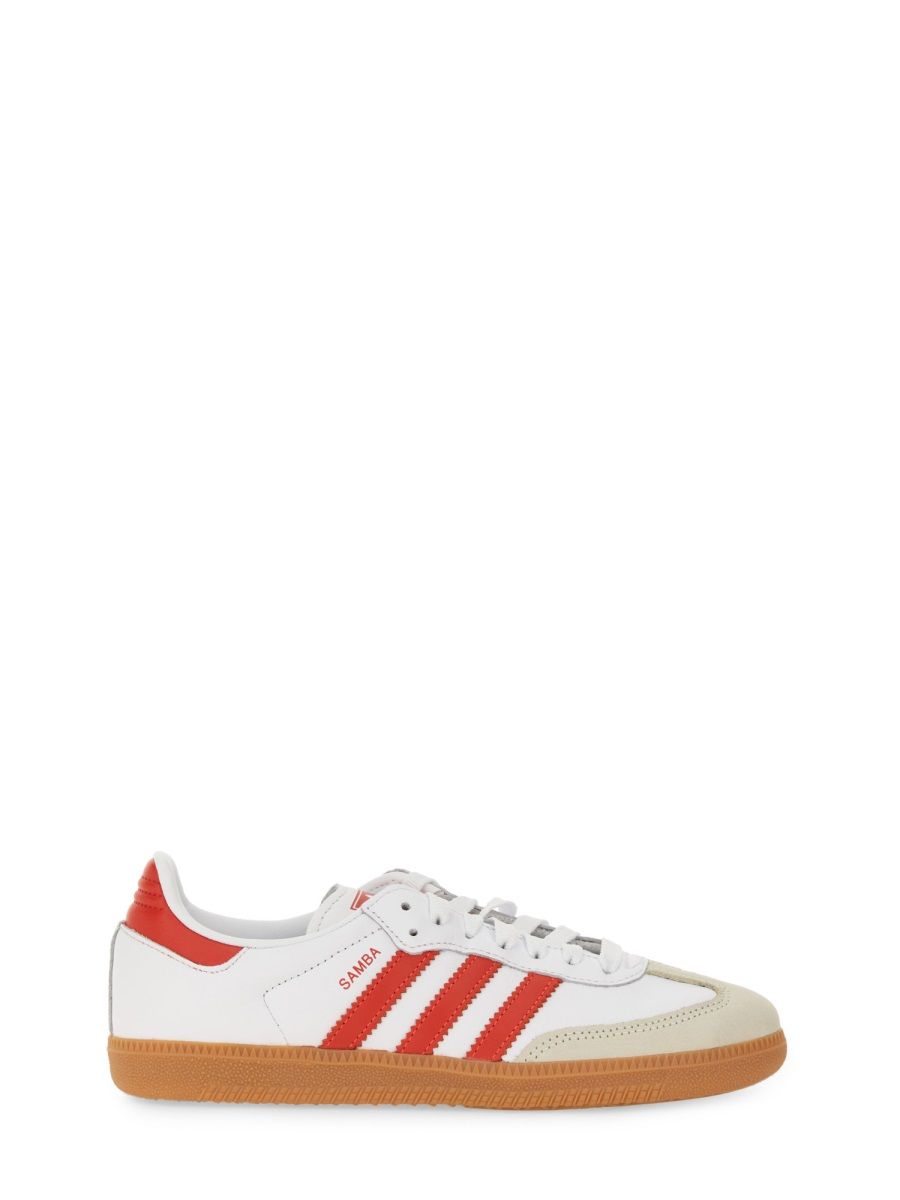 Adidas Sneakers