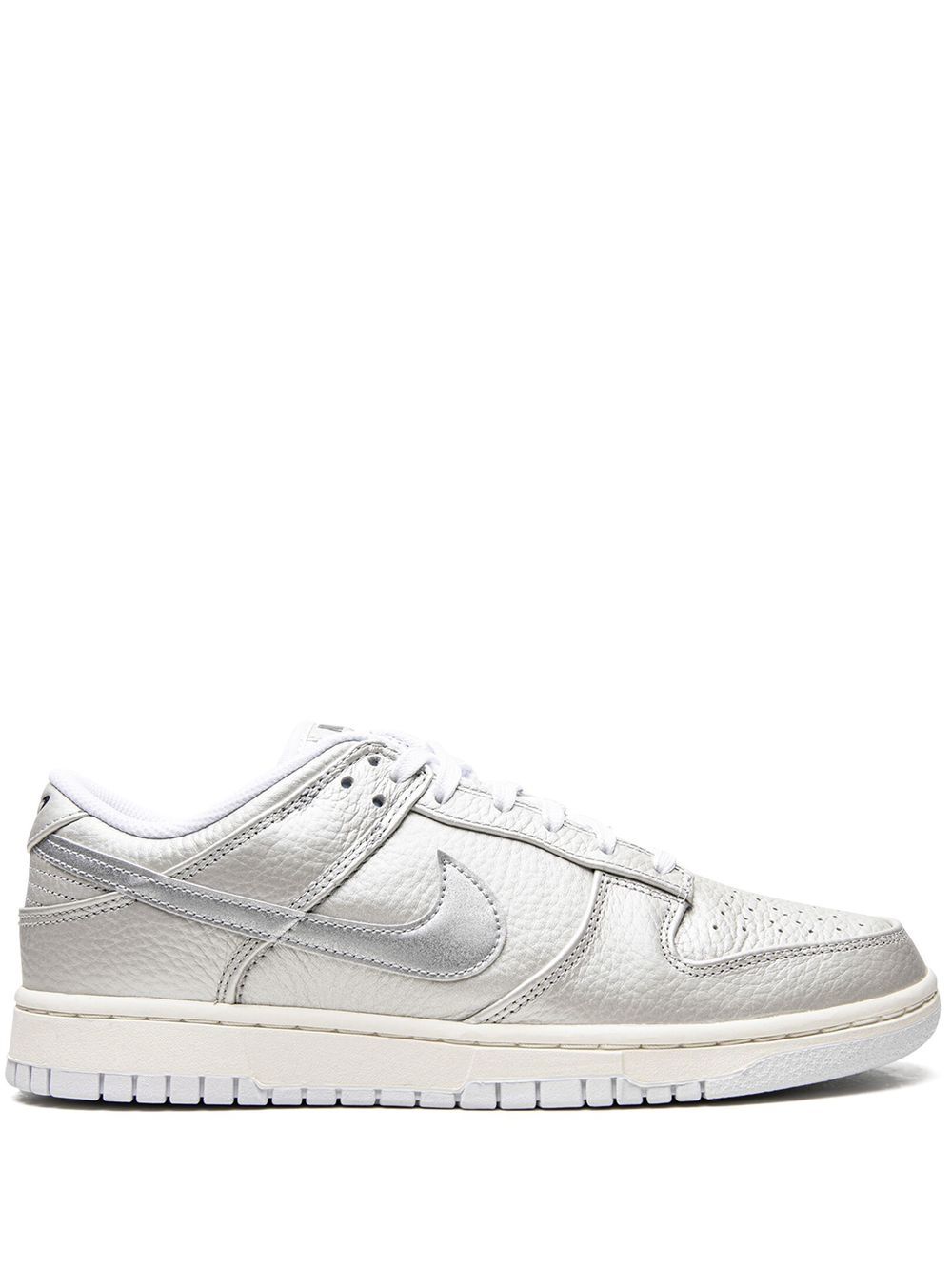 Nike Dunk Low Metallic Silver 运动鞋 - 银色