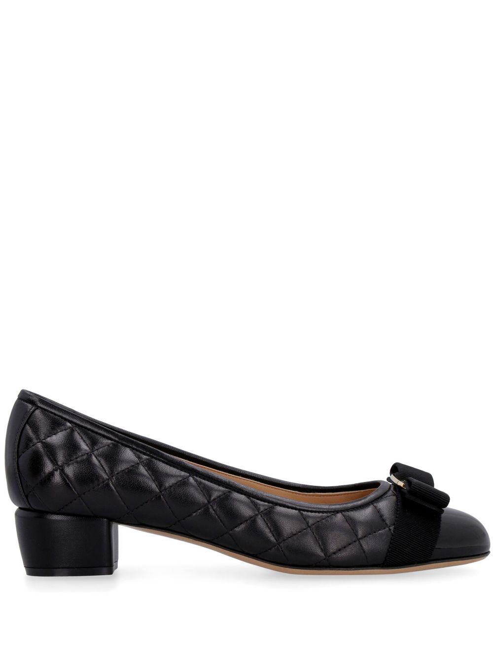 Ferragamo Ornament Vara 蝴蝶结高跟鞋 - 黑色