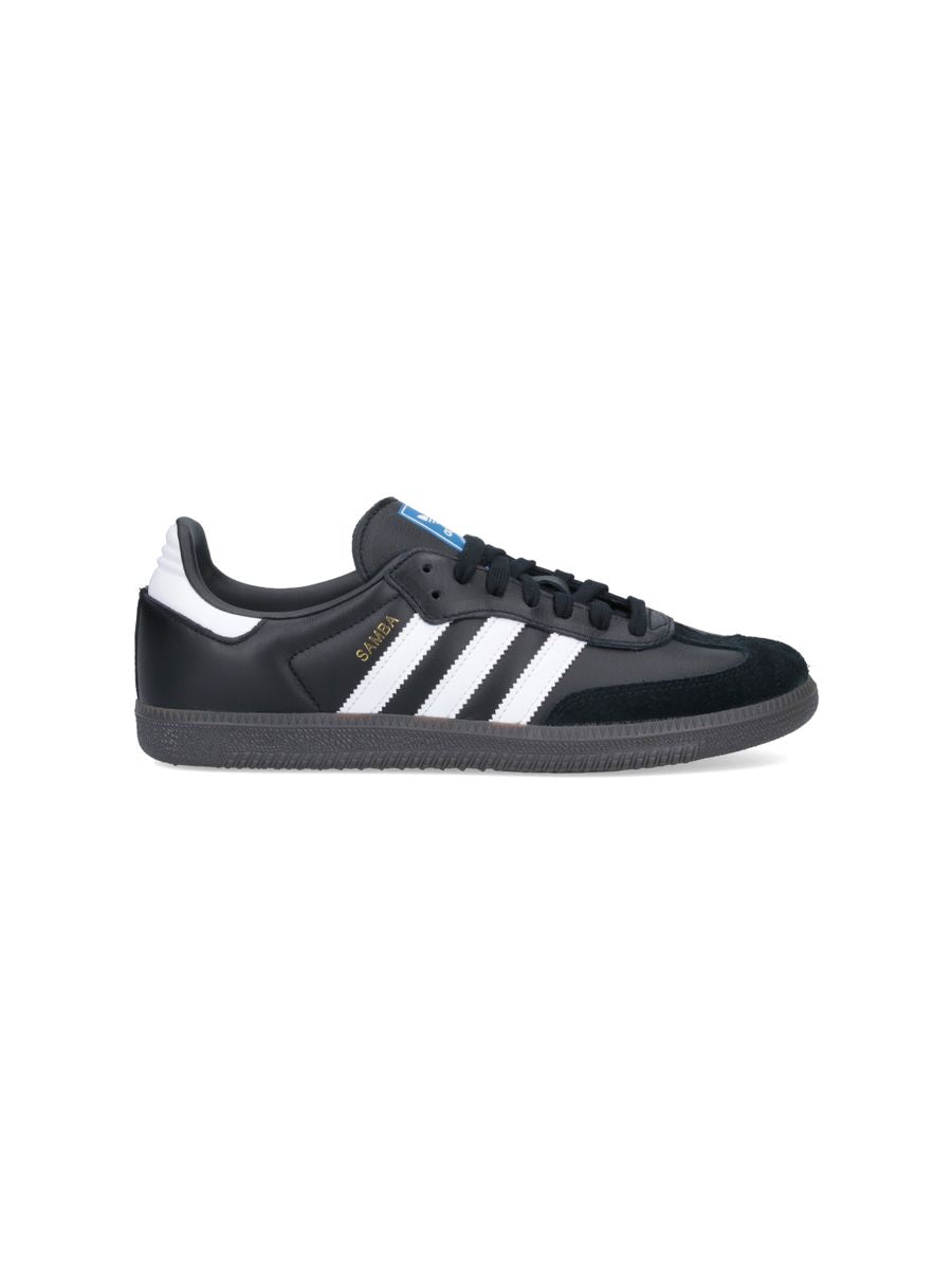 Adidas Sneakers