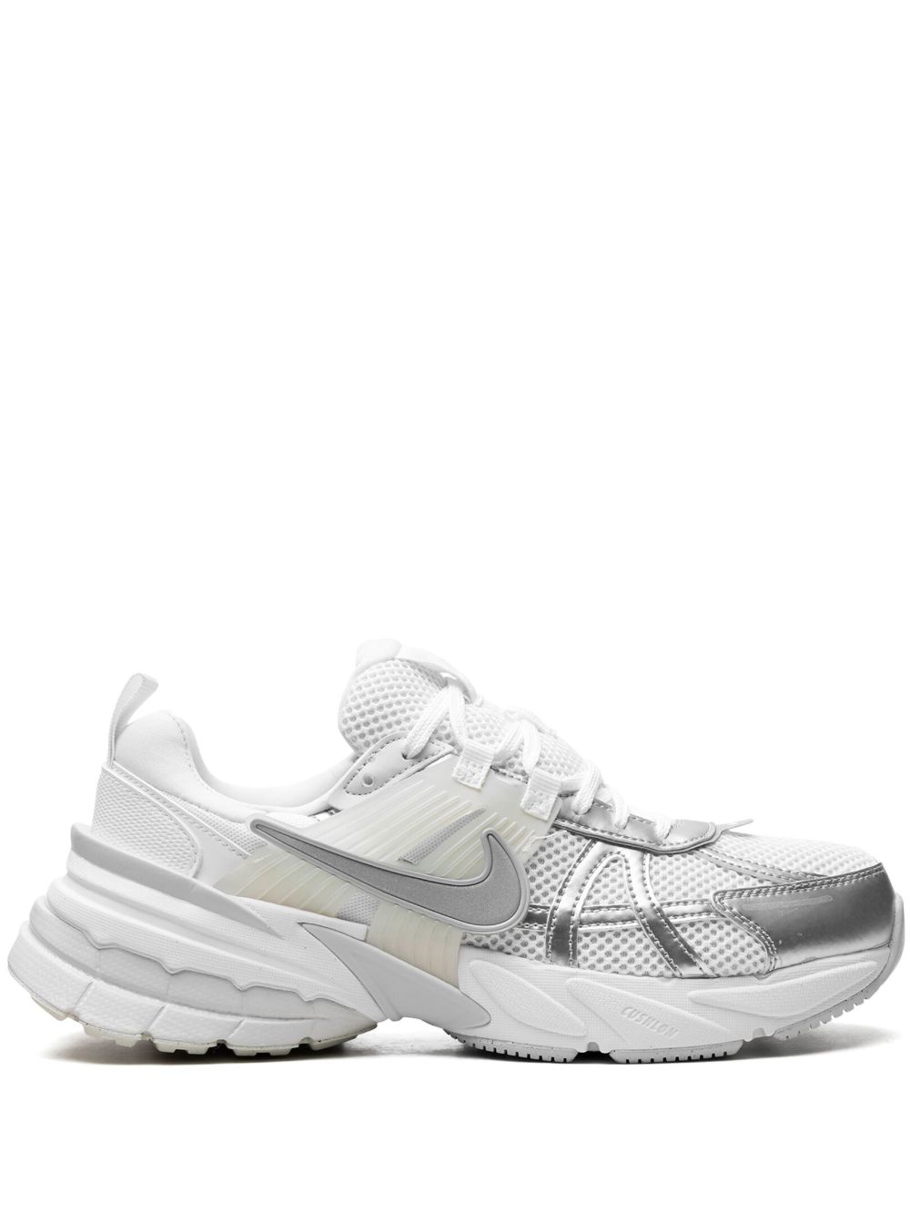 Nike V2K Run 低帮板鞋 - 白色