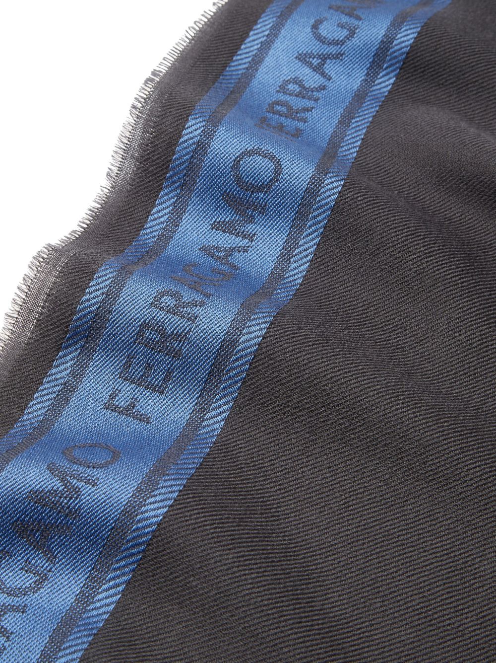 Ferragamo 拼色logo印花围巾 - 灰色