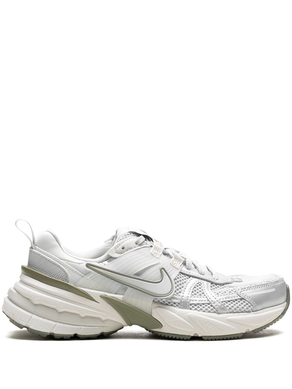 Nike V2K Run 运动鞋 - 白色