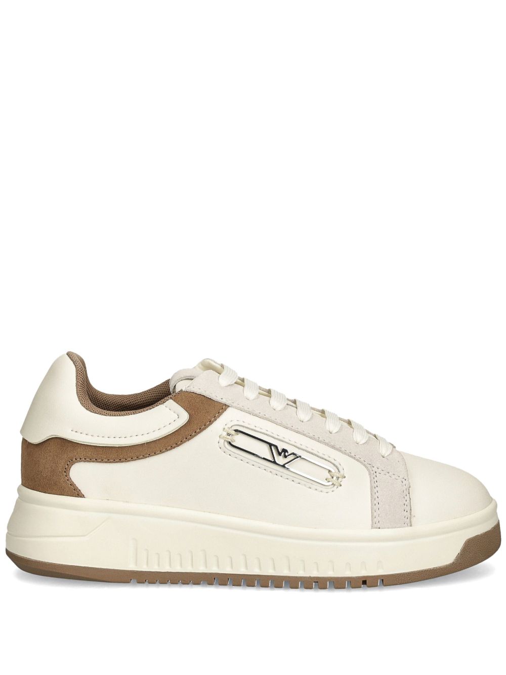 Emporio Armani logo标牌皮质运动鞋 - 白色