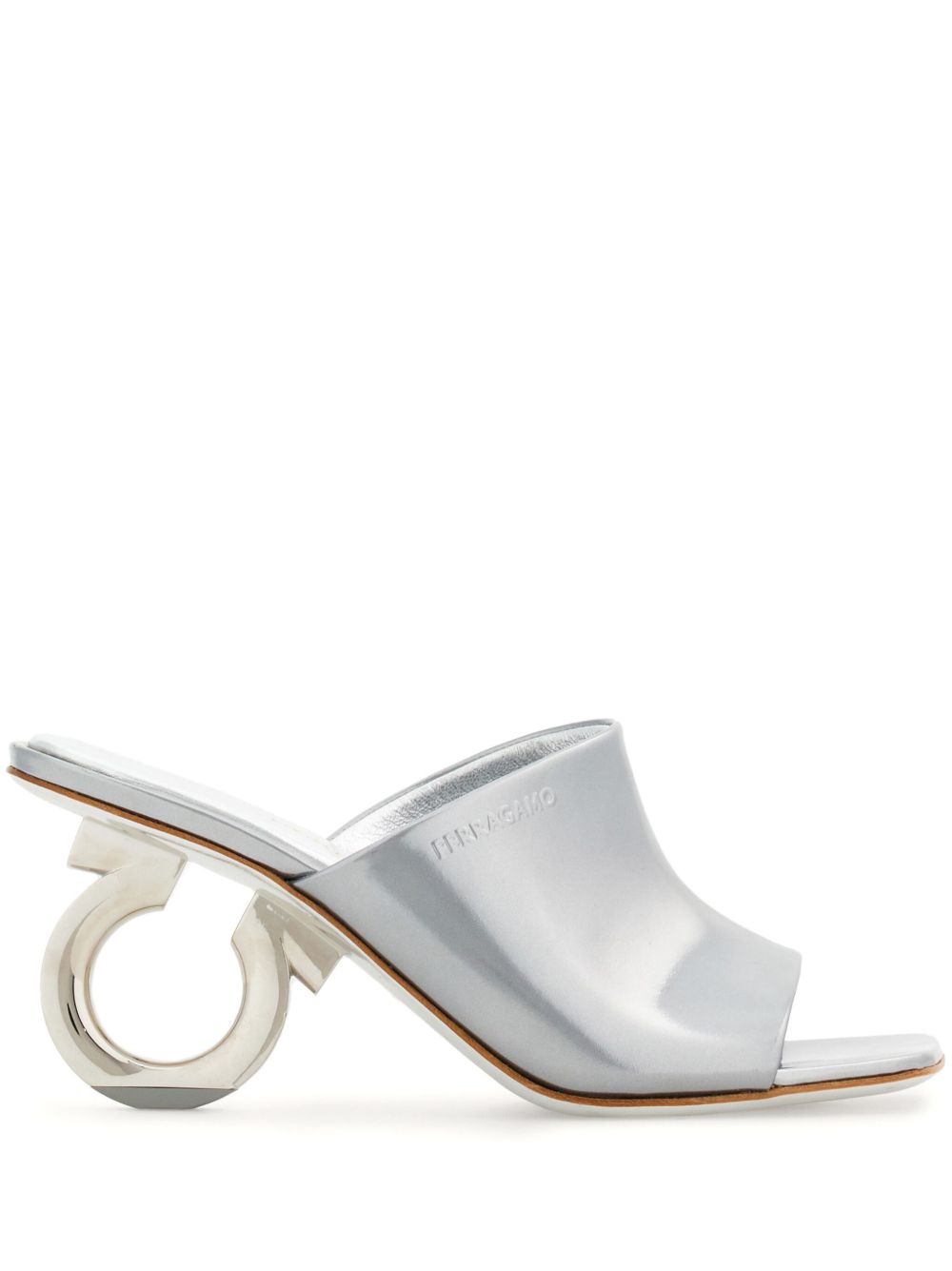 Ferragamo Elina 漆皮中跟拖鞋 - 银色
