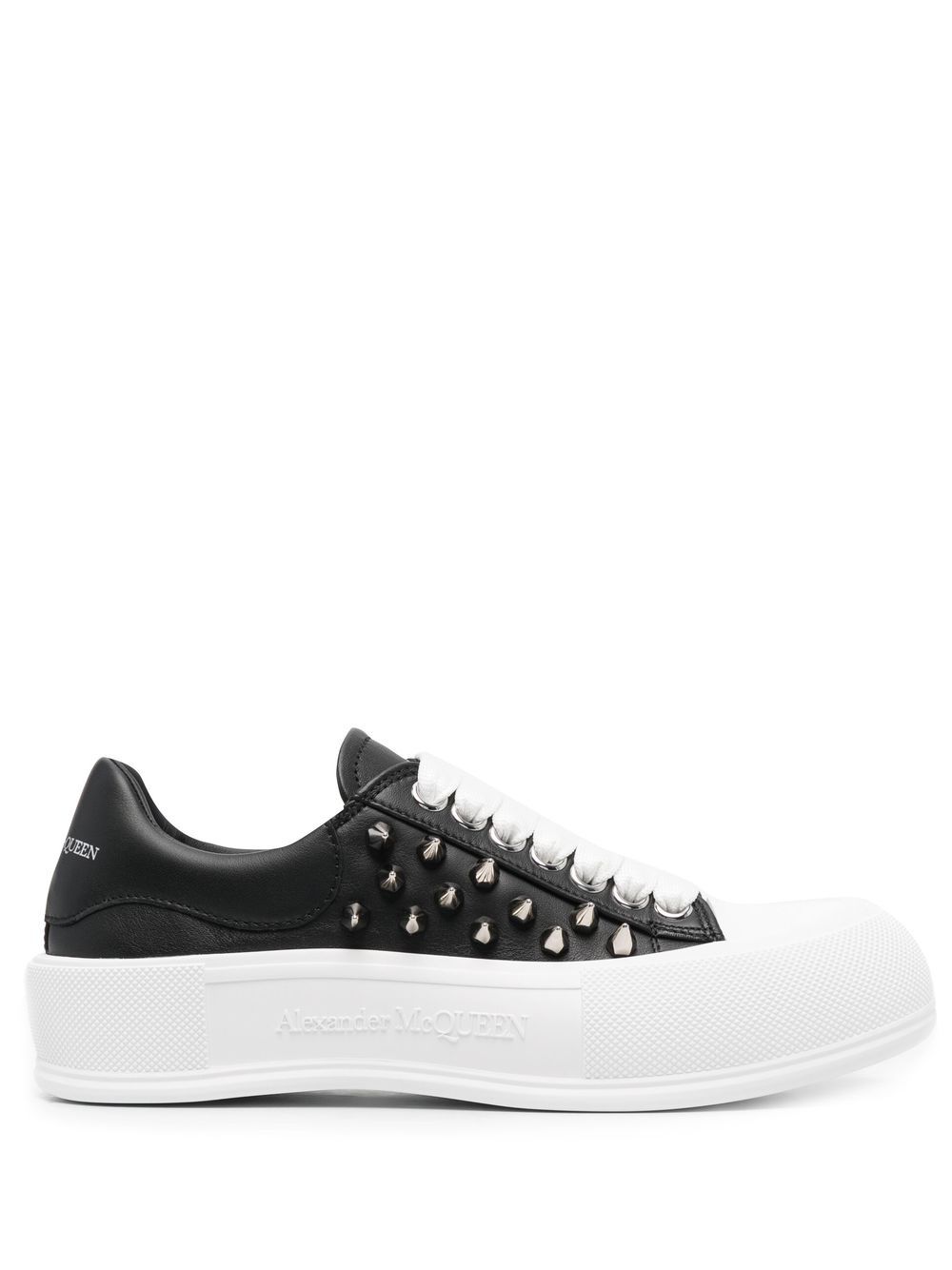 Alexander McQueen Deck 铆钉运动鞋 - 黑色