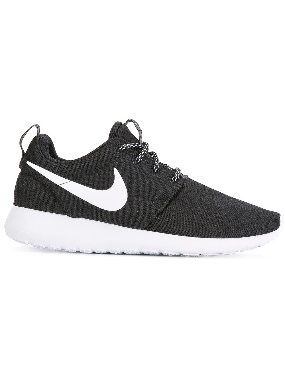 Nike 'Roshe One'运动鞋 - 黑色